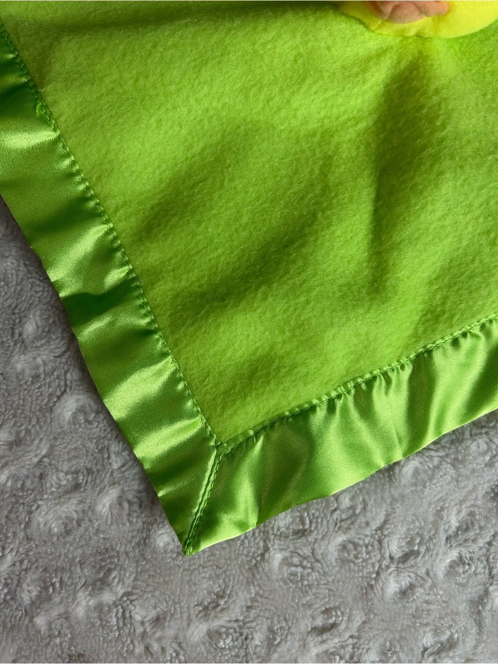Small Wonders Yellow Green Duck Lovey Security Blanket Silky Satin Edge Orange